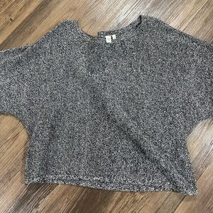 Black and White Gap Sweater
